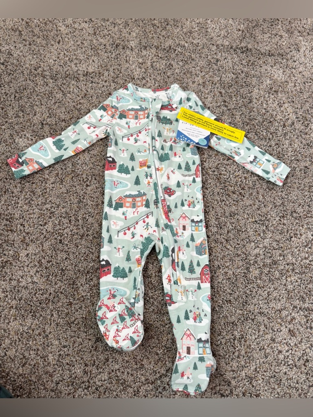 NWT Copper Pearl Christmas Zip Up Footie Pajamas Snowy Slopes Print Size 6-12 M